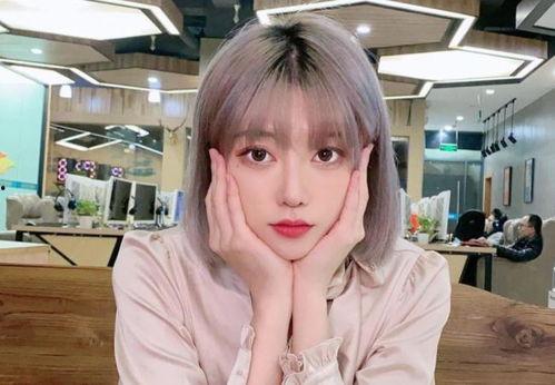 梦见网红喜欢和自己玩