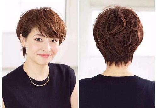 今日头条发型女秋季短发,发型女演绎时尚潮流